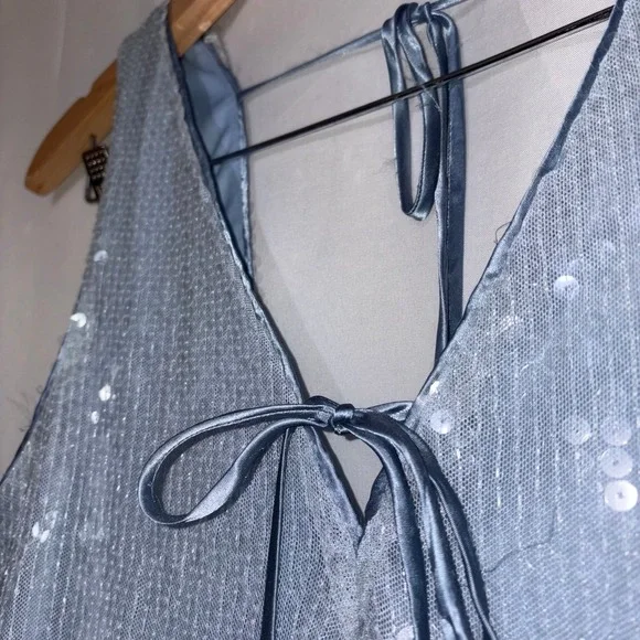 Crystal Doll Light Blue Sequin Mesh V-Neck Tie Back Cocktail Dress XL NWOT - Picture 5 of 9